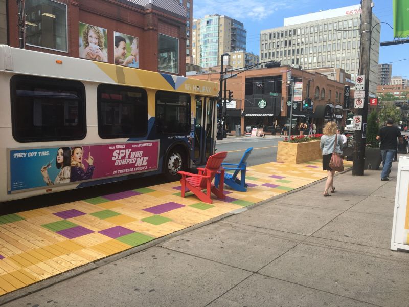Buses pull up alongside