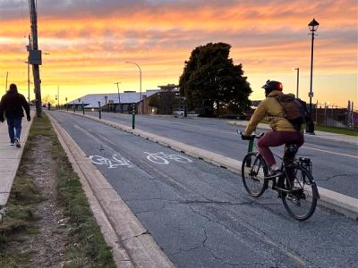 Figure 2: Protected bidirectional (two way) bikeway (Gottingen Street, Halifax)